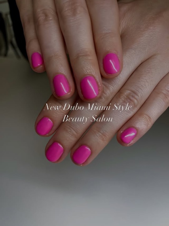Glossy gel nail set